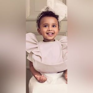 Waterproof Ruffle Bib